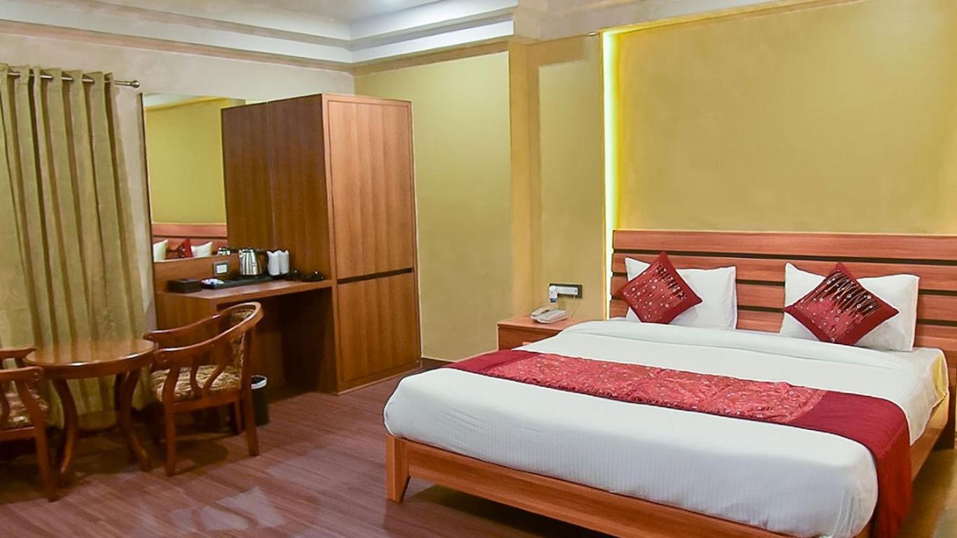 Hotel Apollo Grand Guwahati Exteriör bild